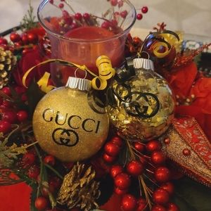 新同美麗 GUCCI グッチ X'mas ツリー オーナメント チャーム Handmade | Holiday | Left Firm Price New Set Of 2 Gucci Ornaments
